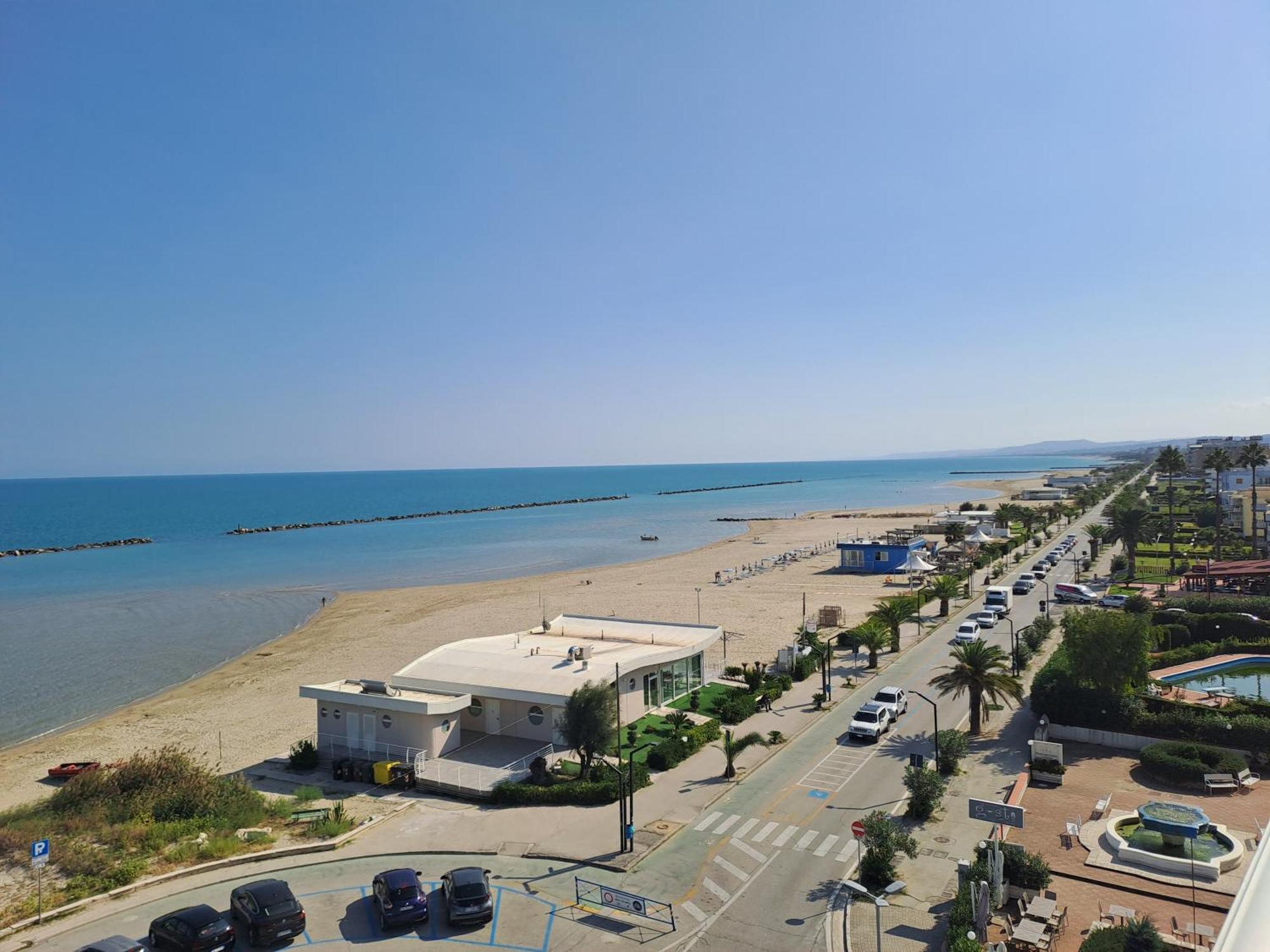 Attico Fronte Mare Apartment Мартинсикуро Екстериор снимка